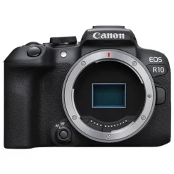 Canon EOS R10+18-150 F/3.5-6.3 IS STM