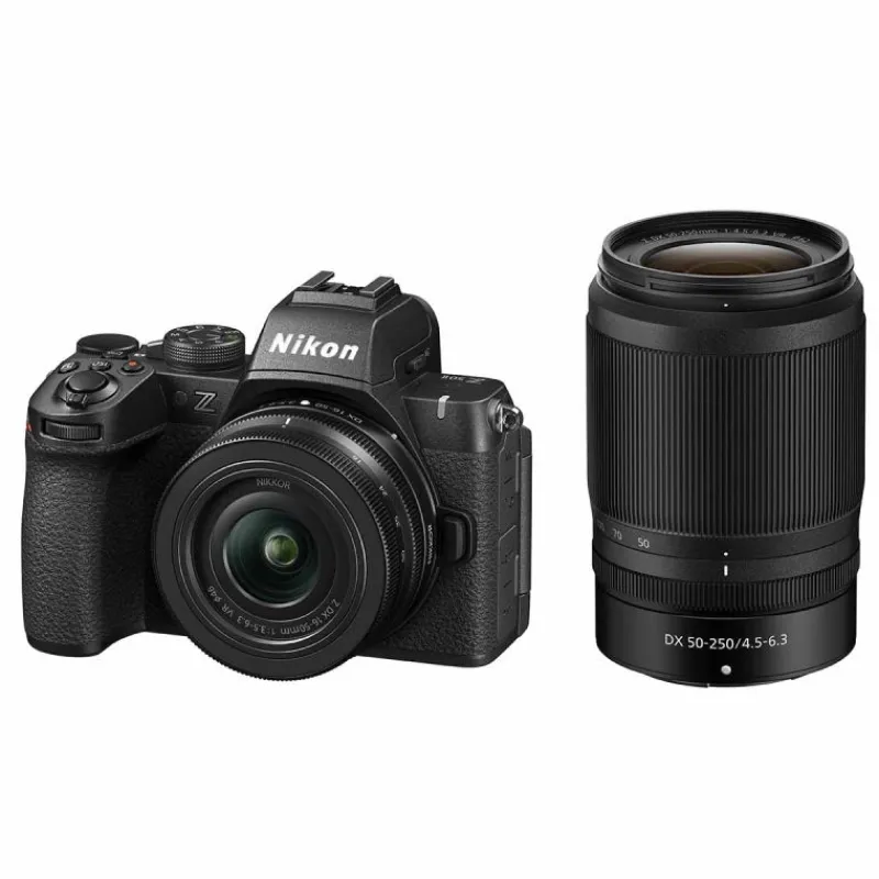 Nikon Découvrez le Z50 II16-50+ 50-250 - Appareil photo hybride compact et performant |