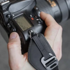 Peak Design Dragonne Clutch - Sécurité et Confort pour Appareil Photo