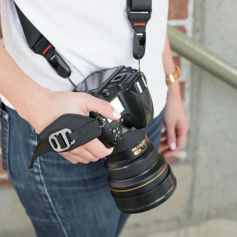 Peak Design Dragonne Clutch - Sécurité et Confort pour Appareil Photo