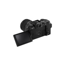Fujifilm X-S20 + TAMRON 17-70/2,8 DI III-A RX