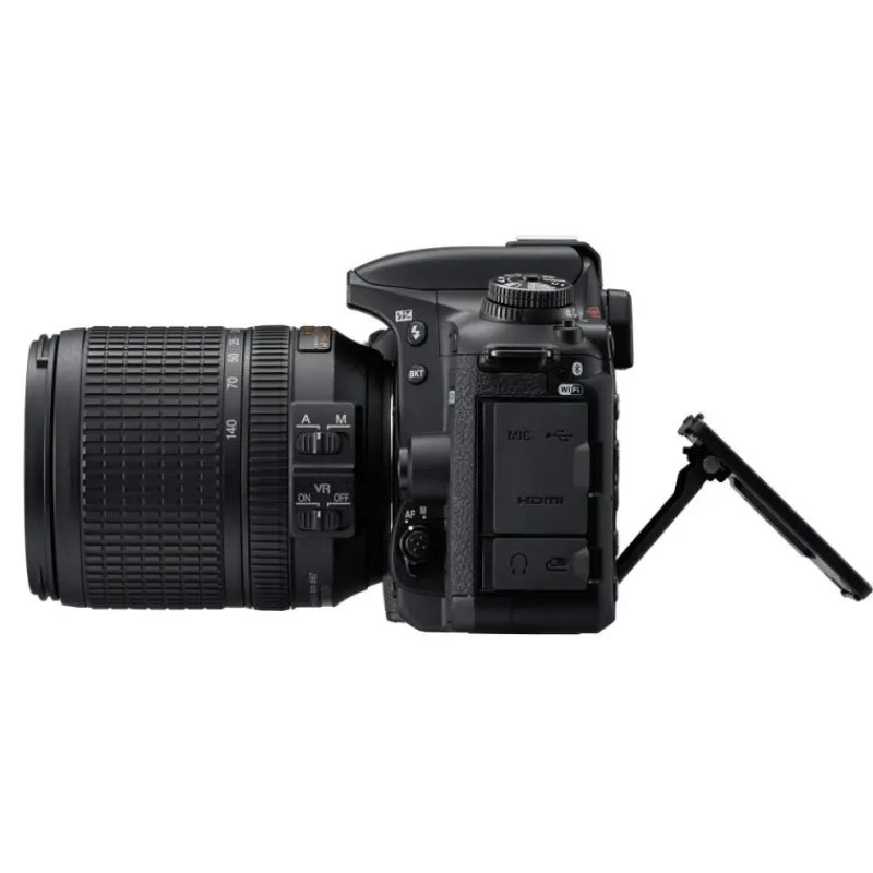 Nikon D7500 + AF-S DX 18-140 mm f/3,5-5,6 VR - Panajou