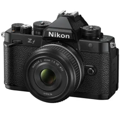 Nikon ZF NOIR + 40mmF/2 SE