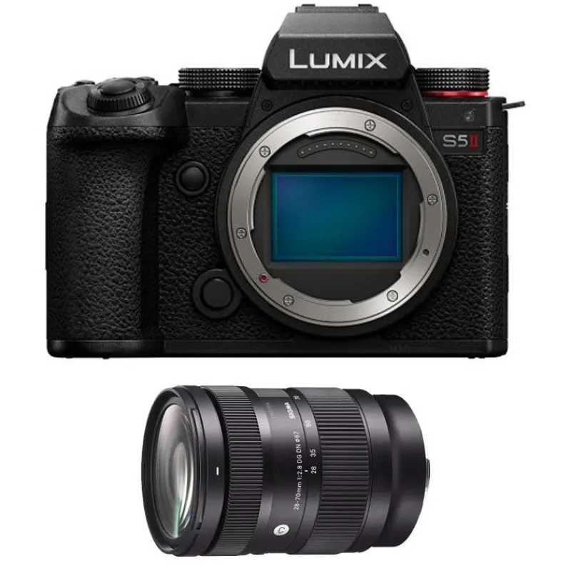 Panasonic LUMIX S5II + Sigma 28-70 2.8