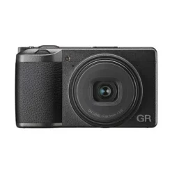 Ricoh GR III - Panajou