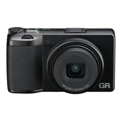 Ricoh GR III HDF - Appareil photo compact avec filtre de diffusion des hautes lumières intégré