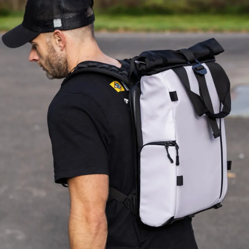 WANDRD THE PRVKE Lite 11-Liter Uyuni Purple photo